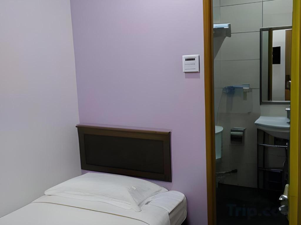 Id Hotel Yayasan Segamat Esterno foto