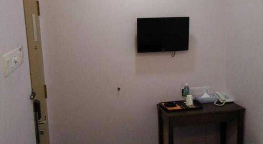 Id Hotel Yayasan Segamat Esterno foto
