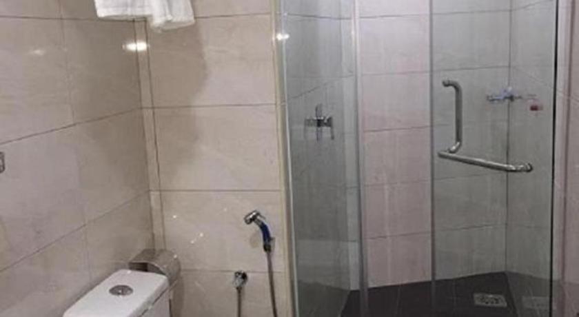 Id Hotel Yayasan Segamat Esterno foto