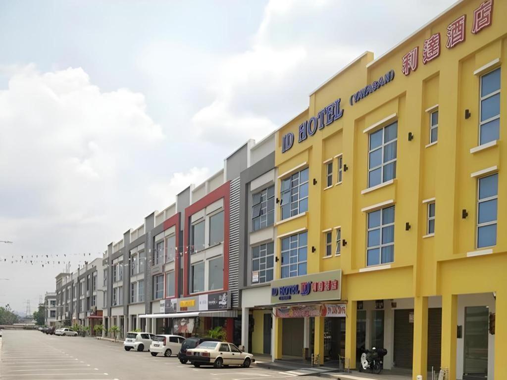 Id Hotel Yayasan Segamat Esterno foto